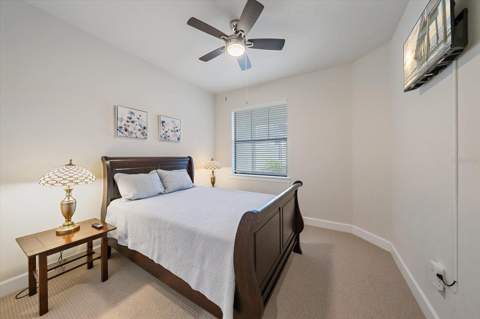 7022 Holbrook Cove, Lakewood Ranch FL - photo 24 of 43
