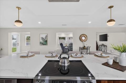 10100 Paradise Boulevard, Treasure Island FL - photo 12 of 48
