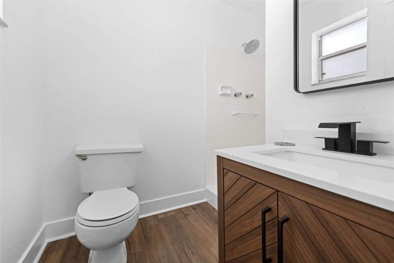 4 bedroom Single Family Residence at 6928 S WEST SHORE BOULEVARD, PORT TAMPA CITY MAP, TAMPA — photo 5