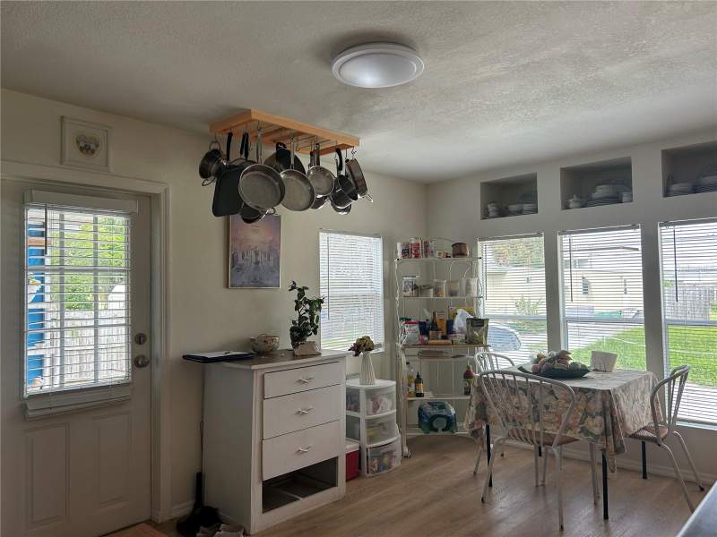 3 bedroom Mobile Home at 6437 Westside Drive, Port Richey Land Co Sub, New Port Richey — photo 4
