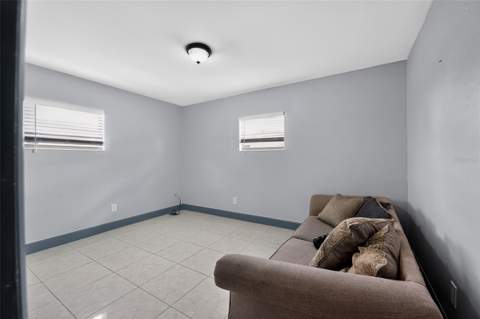 5005 Stolls Avenue, Tampa FL - photo 8 of 40