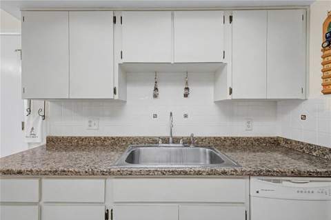 6591 Brambleleaf Drive, Spring Hill FL - photo 15 of 45