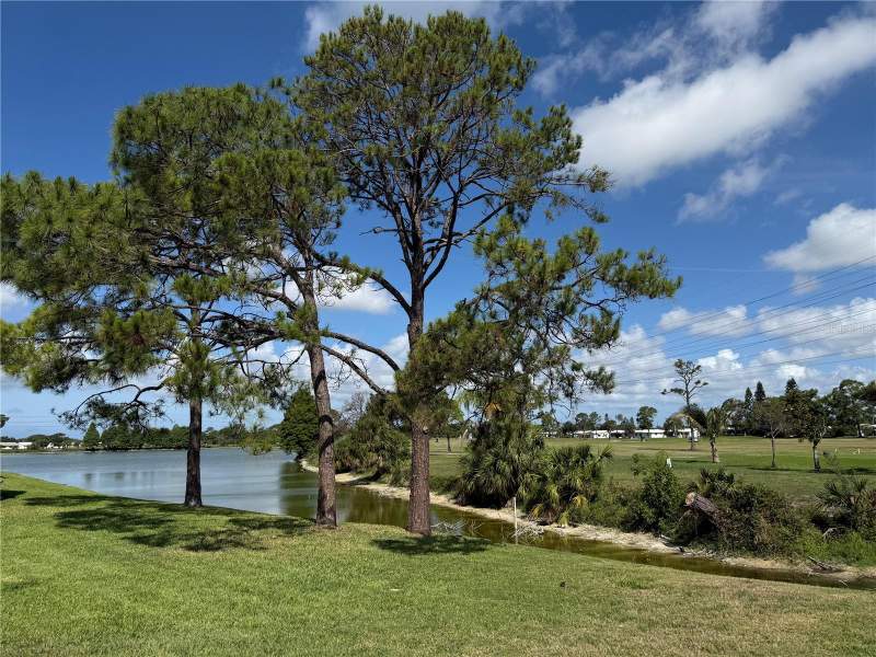 Mainlands Of Tamarac By The Gulf