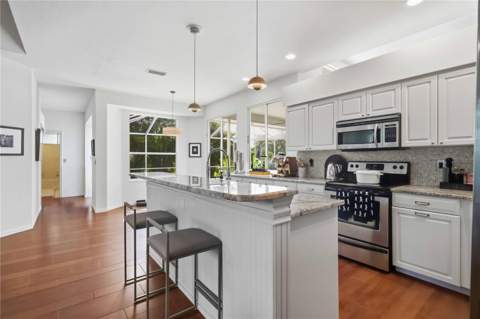 4106 Hearthstone Drive, Sarasota FL - photo 13 of 32