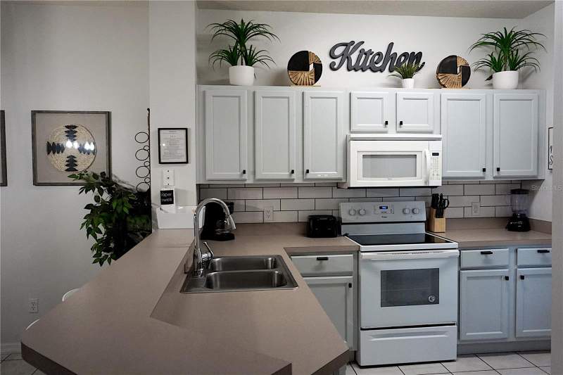 3 bedroom Townhouse at 8529 Bay Lilly Loop, Encantada Ph 1, Kissimmee — photo 4