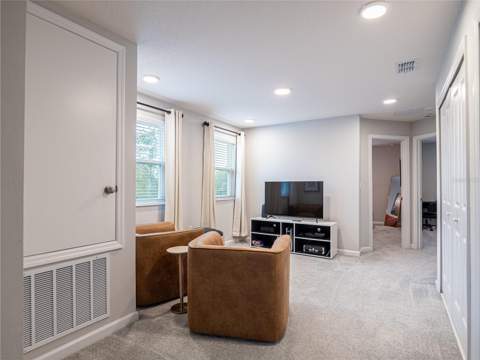 4902 Livingston Lane, Oviedo FL - photo 20 of 41