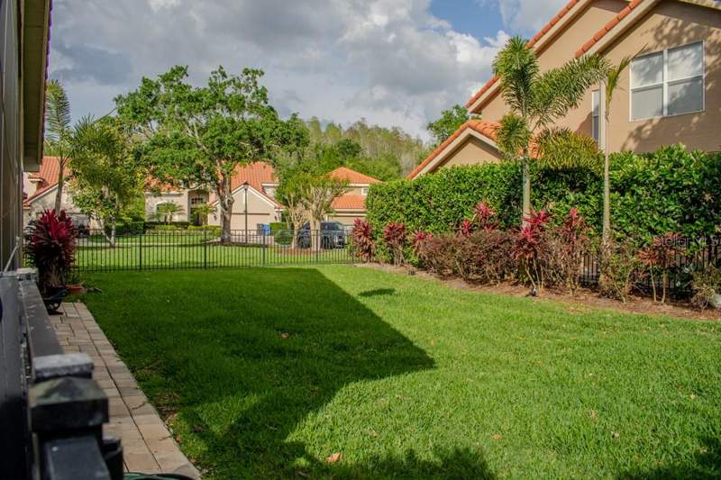 4 bedroom Single Family Residence at 18919 Place Marquette, Biarritz Village, Lutz — photo 5