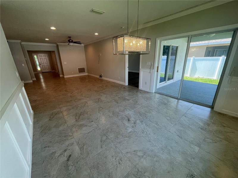4 bedroom Single Family Residence at 232 Clayton Street, Clayton Sub, Brandon — photo 4