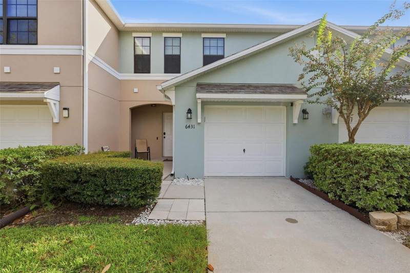 6431 WINDSOR LAKES CIR home for sale in Windsor Lake Townhomes East