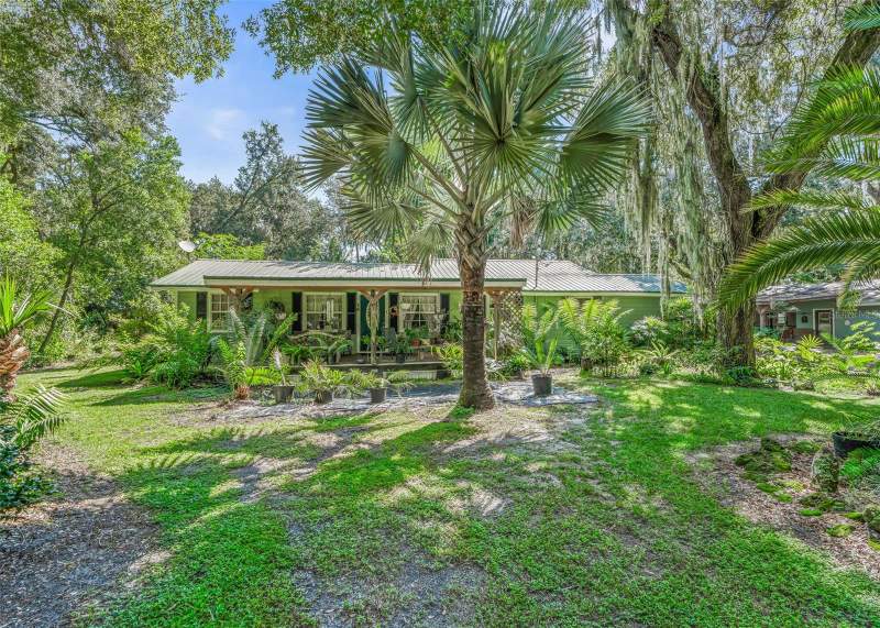 2 bedroom Single Family Residence at 1295 N US 301, Sumterville, Sumterville — photo 1