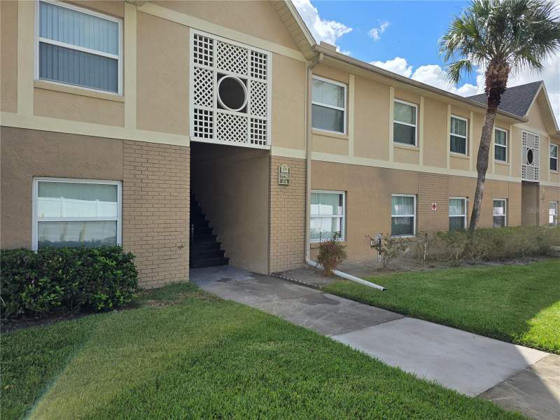9941 BARLEY CLUB DRIVE #3 home for sale in Hawthorne Village Condos for Sale: 11 Units, Median $172K