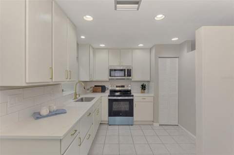 166 Chatham Street, Port Charlotte FL - photo 15 of 50