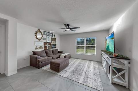 3281 Silver Date Drive, Wimauma FL - photo 8 of 51