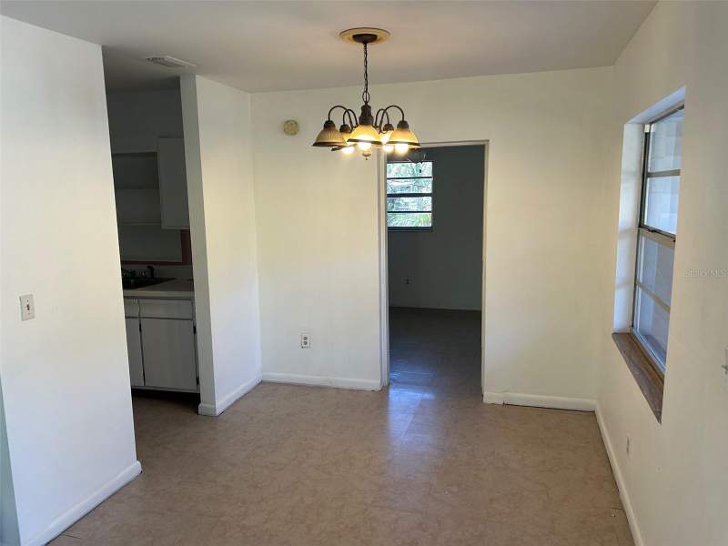 4 bedroom Single Family Residence at 7001 32nd Avenue, South Tampa Subdivision, Tampa — photo 5
