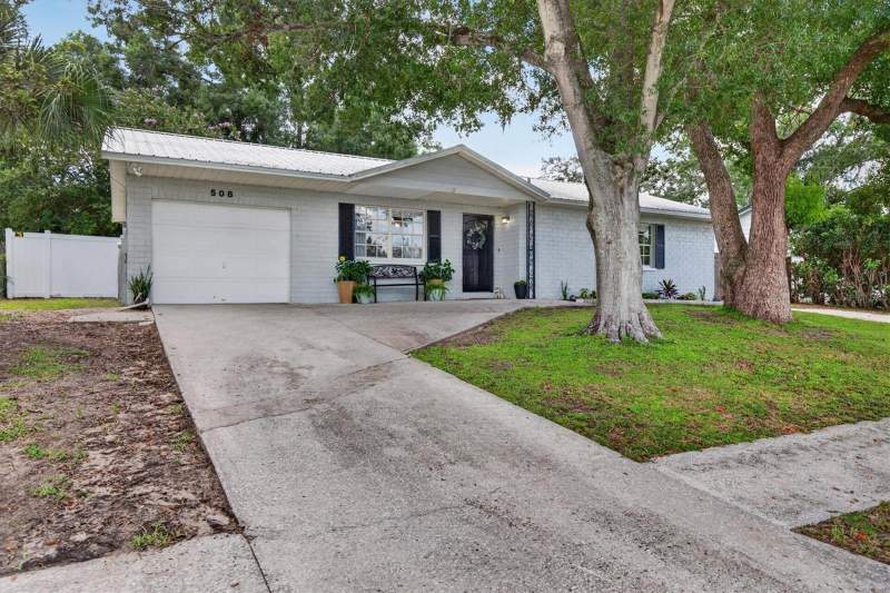 3 bedroom Single Family Residence at 508 Cocoplum Drive, The Groves North, Seffner — photo 4