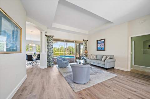 11909 Summer Meadow Drive, Lakewood Ranch FL - photo 8 of 57
