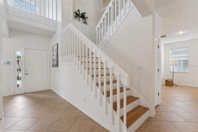 4 bedroom Single Family Residence at 2008 CHAPMAN OAKS DRIVE, CHAPMAN OAKS, OVIEDO — photo 4