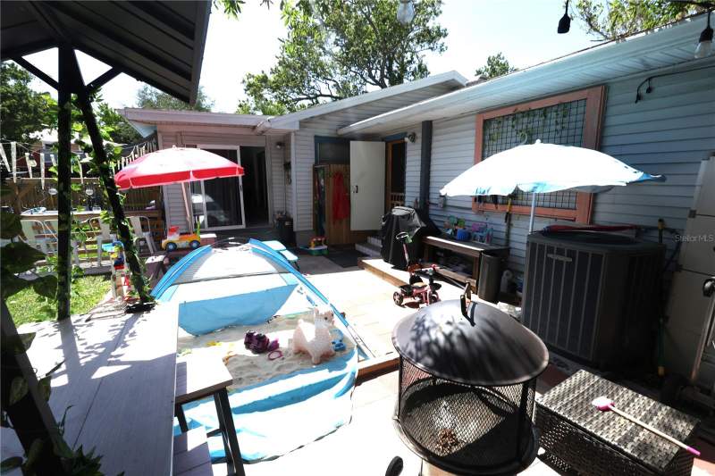 3 bedroom Single Family Residence at 915 Dempsey Street, Lake Belleview Add, Clearwater — photo 5