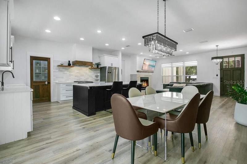 4 bedroom Single Family Residence at 30502 Seaforth Drive, Mt Plymouth Fourth Add, Sorrento — photo 4