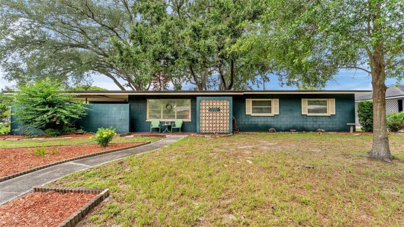 3 bedroom Single Family Residence at 1733 Fredricksburg Avenue, College Heights, Lakeland — photo 2