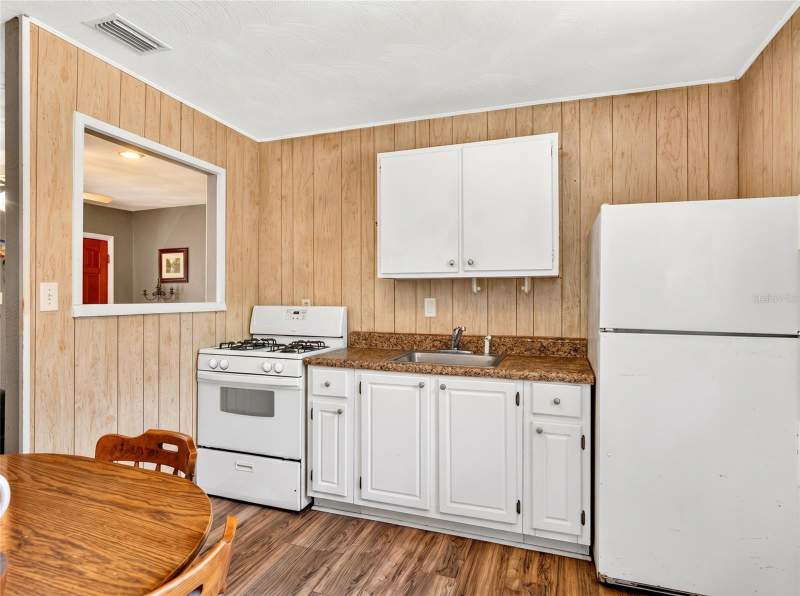 2 bedroom Single Family Residence at 3312 NE 16th Court, McCoys, Ocala — photo 5