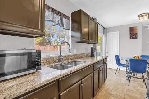 5390 Botany Court, Orlando FL - photo 10 of 32