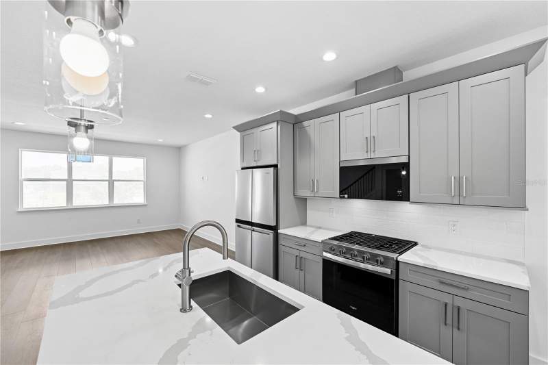 3 bedroom Single Family Residence at 1582 Ridgeback Drive, Bronson Peak, Apopka — photo 3