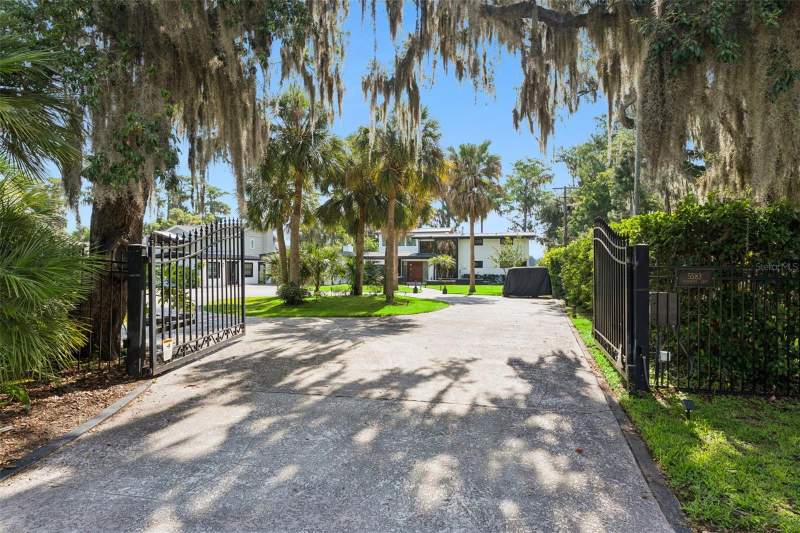5 bedroom Single Family Residence at 5583 JESSAMINE LANE, LAKE JESSAMINE, ORLANDO — photo 3