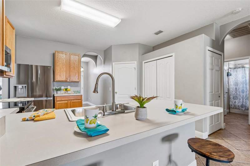 4 bedroom Single Family Residence at 27211 Liriope Court, Saddlebrook Village West, Wesley Chapel — photo 5