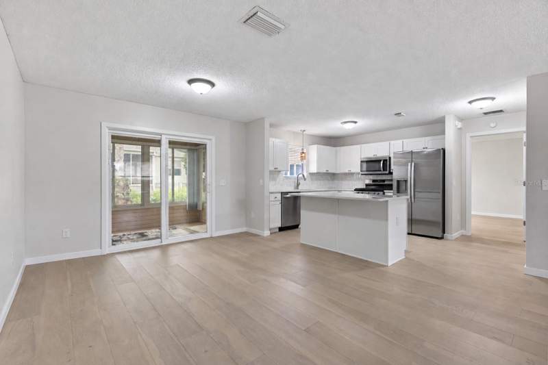 3 bedroom Single Family Residence at 9595 SE 171st Argyll Street, The Villages, The Villages — photo 4