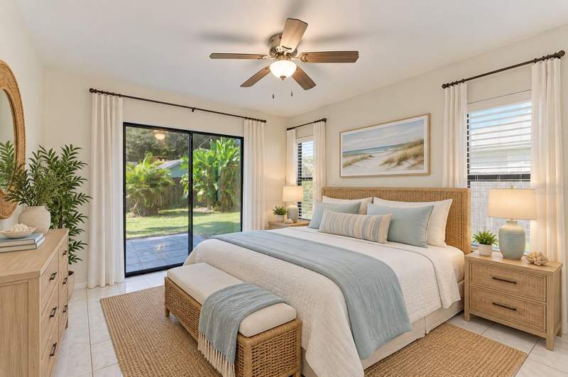 2 bedroom Single Family Residence at 464 Beverly Road, South Venice, Venice — photo 4