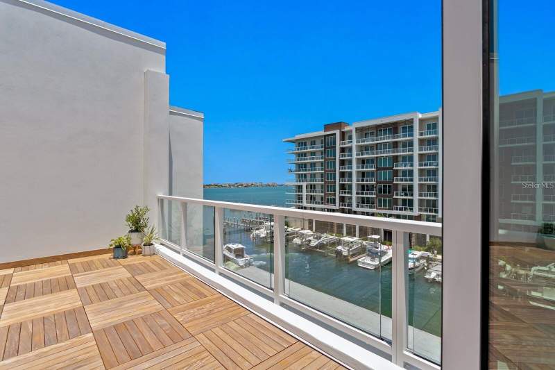 3 bedroom Townhouse at 864 N Osceola Ave, Marina Bay Master Condo, Clearwater — photo 3