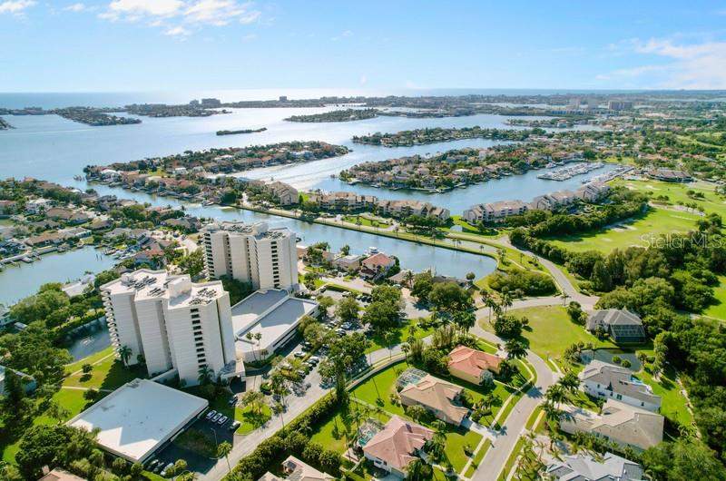 2 bedroom Condominium at 5940 Pelican Bay Plaza #1105, Pelican Bay Yacht Club Condo Bldg B, Gulfport — photo 4