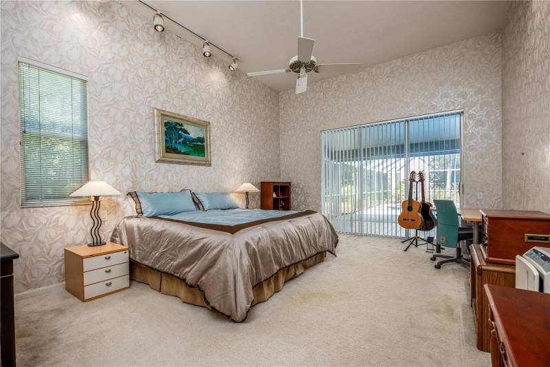 6 bedroom Single Family Residence at 4616 NW 57th Drive, Huntington Ph II, Gainesville — photo 4