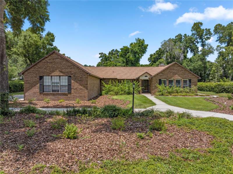 4 bedroom Single Family Residence at 2811 SE 14th Street, Hidden Estate, Ocala — photo 2