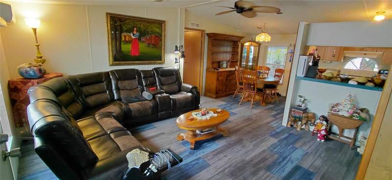 2 bedroom Manufactured Home at 221 HERON ROAD, RANCH MOBILE, CLEARWATER — photo 4