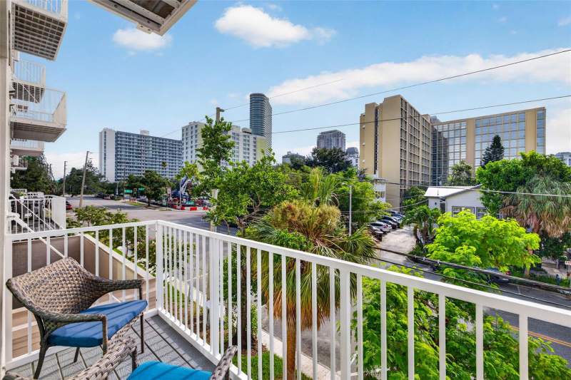 2 bedroom Condominium at 600 3rd Avenue #207, Castille Urbana Condo, St Petersburg — photo 4