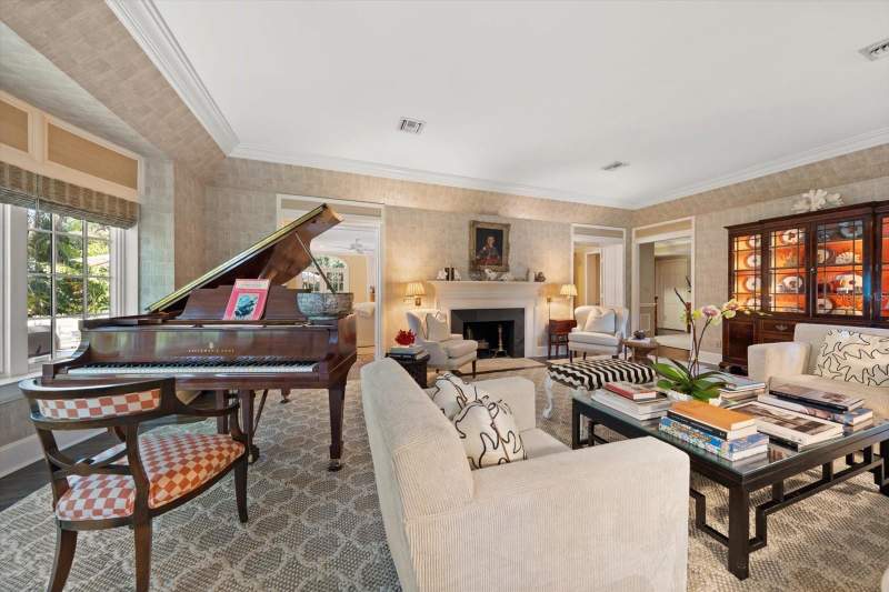 4 bedroom Single Family Residence at 100 Sarasota Road, Belleair Estates, Belleair — photo 4