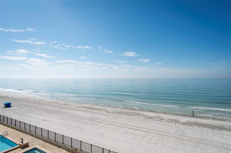 3 bedroom Condominium at 16750 Gulf Boulevard #414, Tides Beach Club Condo, North Redington Beach — photo 5