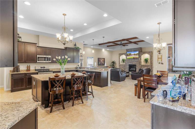 3 bedroom Single Family Residence at 10710 SW 49th Avenue, Kingsland Country Estate, Ocala — photo 5