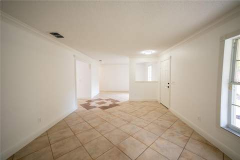 14208 Abington Heights Drive, Orlando FL - photo 6 of 6