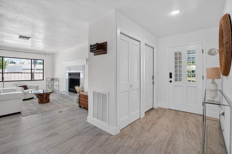 3 bedroom Single Family Residence at 13926 Gull Way, Sound West, Clearwater — photo 5