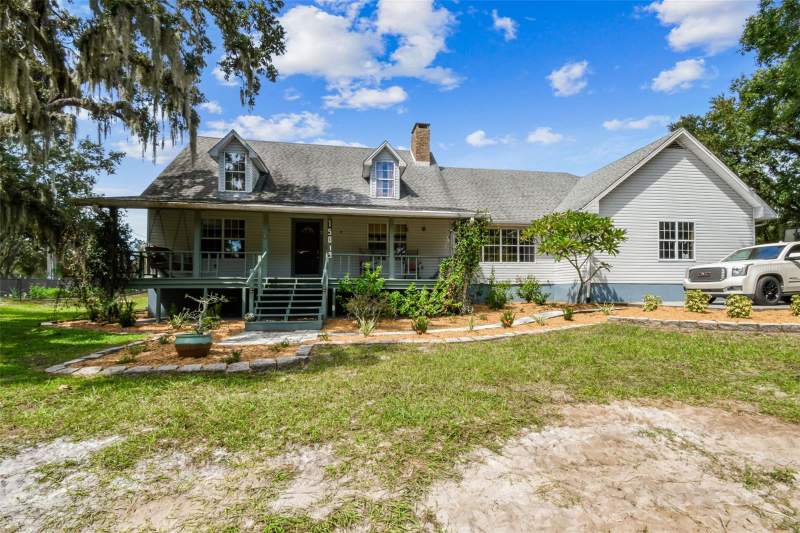 5 bedroom Single Family Residence at 15019 CARLTON LAKE ROAD, UNPLATTED, WIMAUMA — photo 2