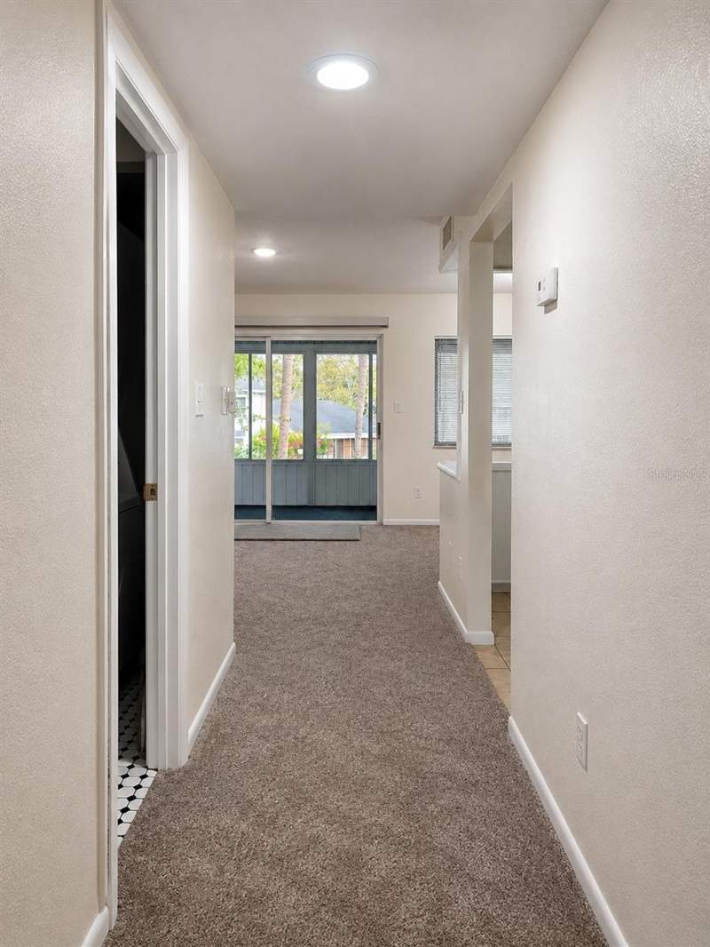 2 bedroom Condominium at 568 Bahia Circle #B, Fairways/Silver Spgs Shores Co, Ocala — photo 3