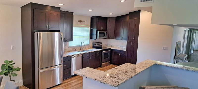 3 bedroom Single Family Residence at 2400 Lauderdale Court, Isle Catalina, Orlando — photo 5