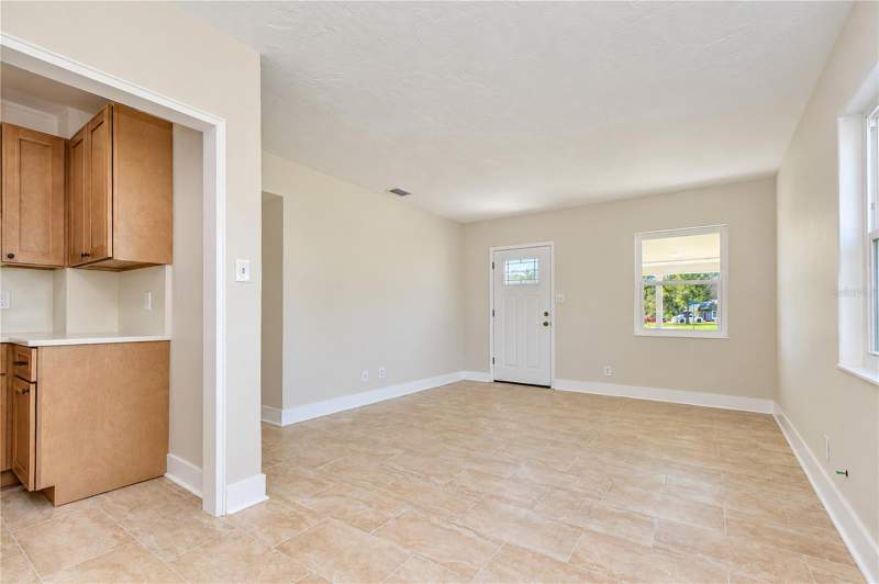 3 bedroom Single Family Residence at 4117 Bay Street, Snell Gardens Sub, St Petersburg — photo 5