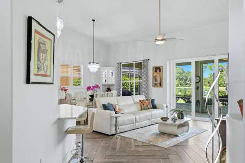 8945 Whitemarsh Avenue, Sarasota FL - photo 7 of 63