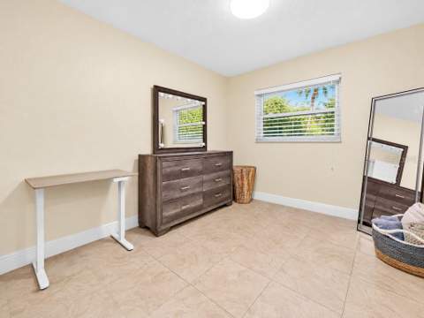 2429 Park Street, St Petersburg FL - photo 20 of 28