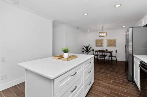 8317 Boxwood Drive, Tampa FL - photo 16 of 37