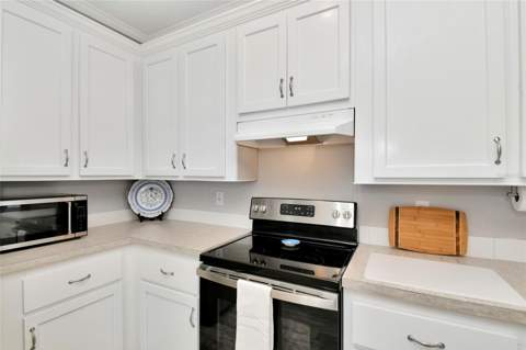 6843 Hikina Drive, North Port FL - photo 12 of 47